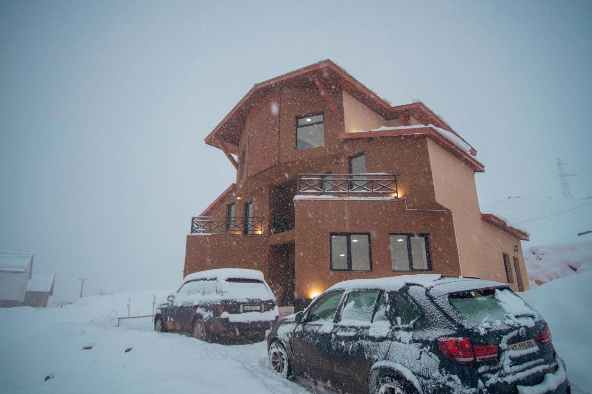 A Pousada The Hills Gudauri Exterior foto