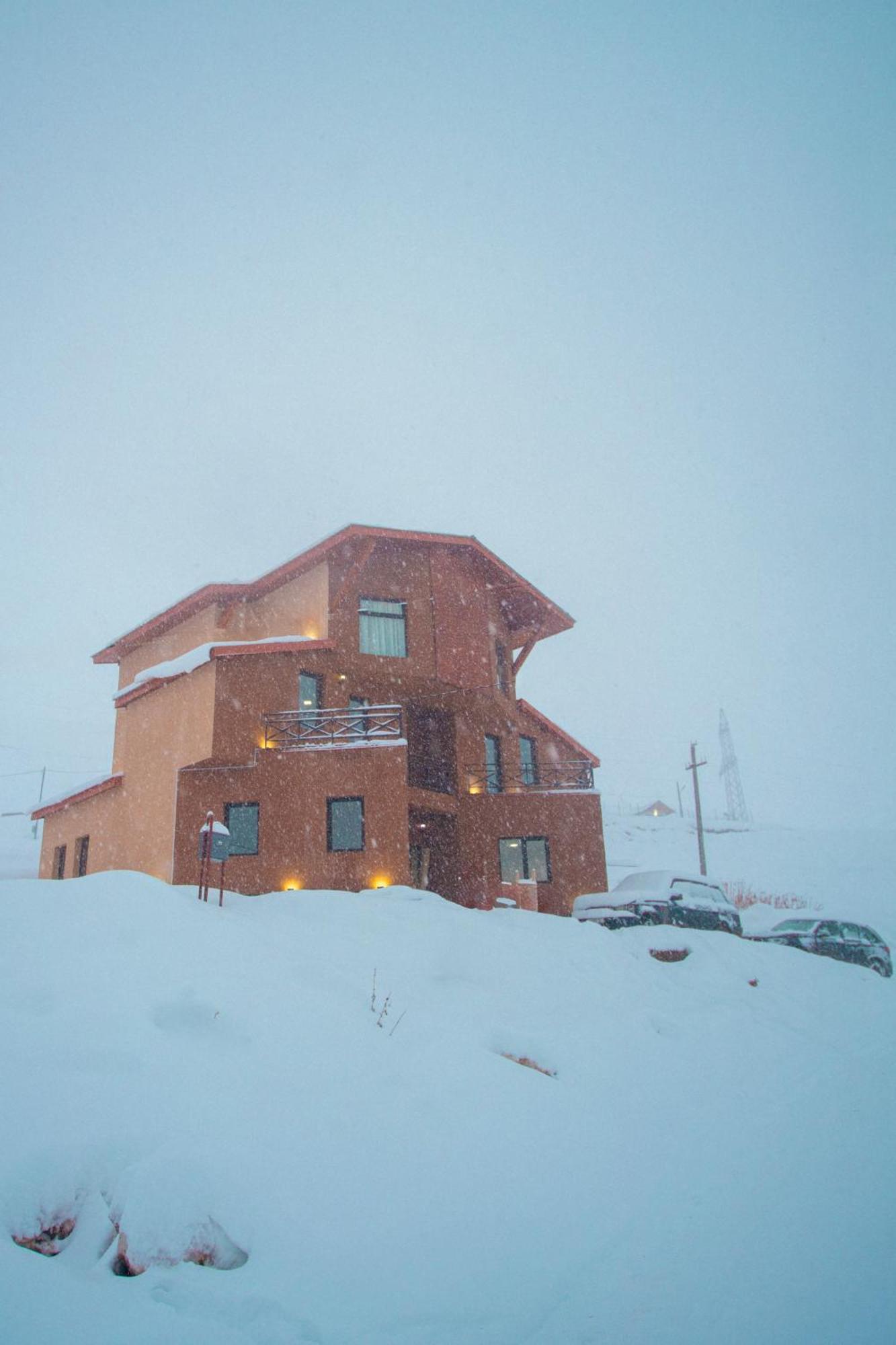 A Pousada The Hills Gudauri Exterior foto