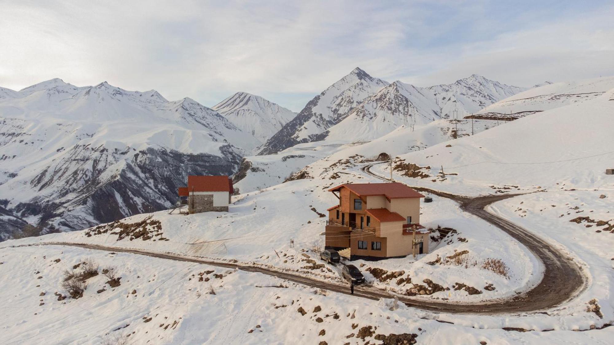 A Pousada The Hills Gudauri Exterior foto